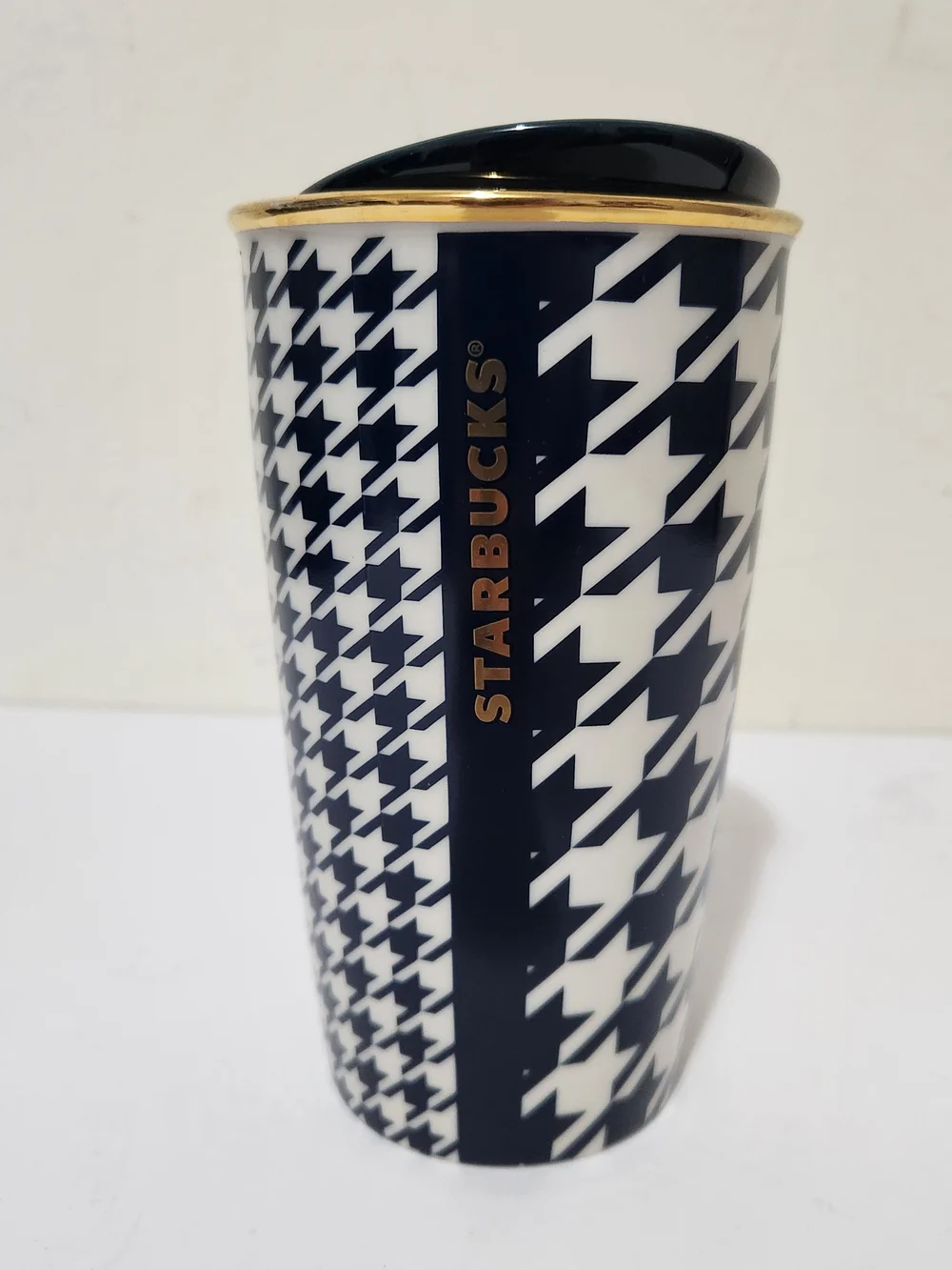 Starbucks dot collection